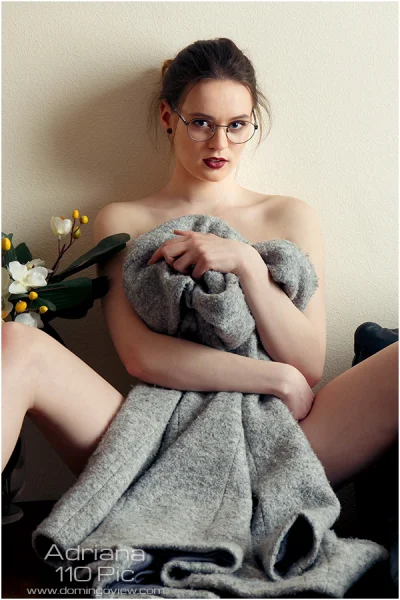 Adriana nude 18yo teenager in my office Photo Cover