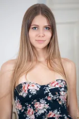 Tan Lines And Open Legs In Evelina’s Intimate Debut Preview picture 2