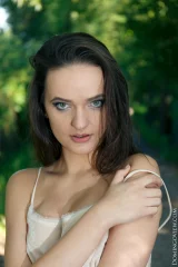 Maria Lure Shows Innie Pussy In The Nature Preview picture 4