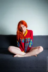 Blizard Nude Couch Play And Open Legs Seduction Preview picture 1